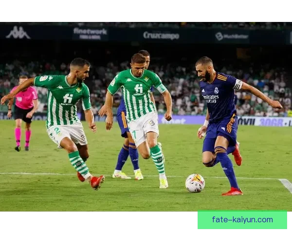 西甲经典战役回顾与分析，展现历史对抗的魅力与战术智慧